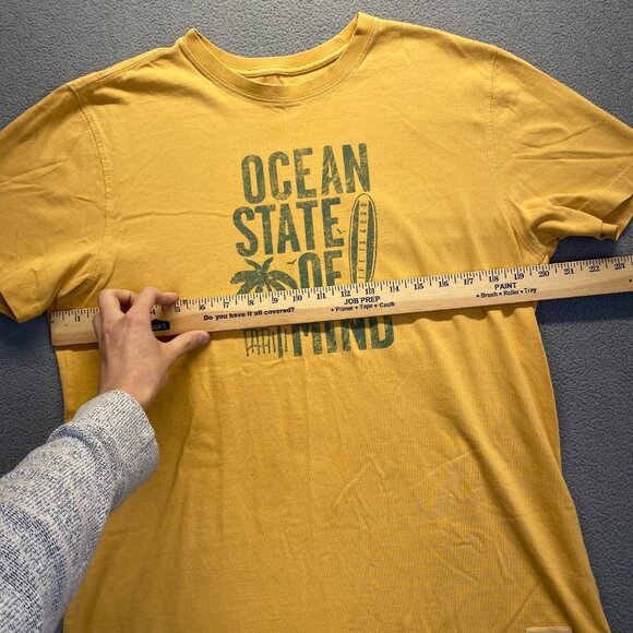 Men’s Life Is Good Size M “Ocean State Of Mind” Gold & Green Surfer T Shirt - Picture 4 of 11